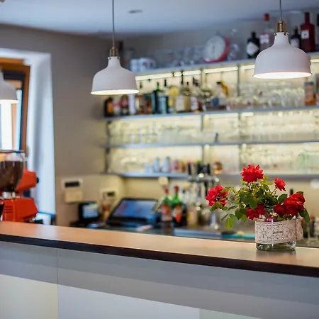 Kozmus 3* Brestanica