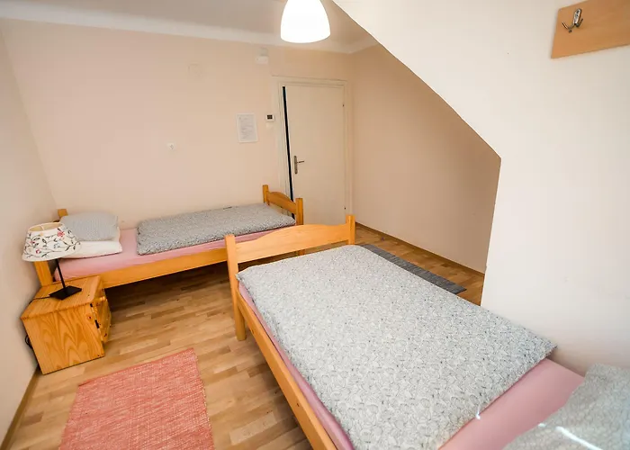 Kozmus Gæstehus Brestanica